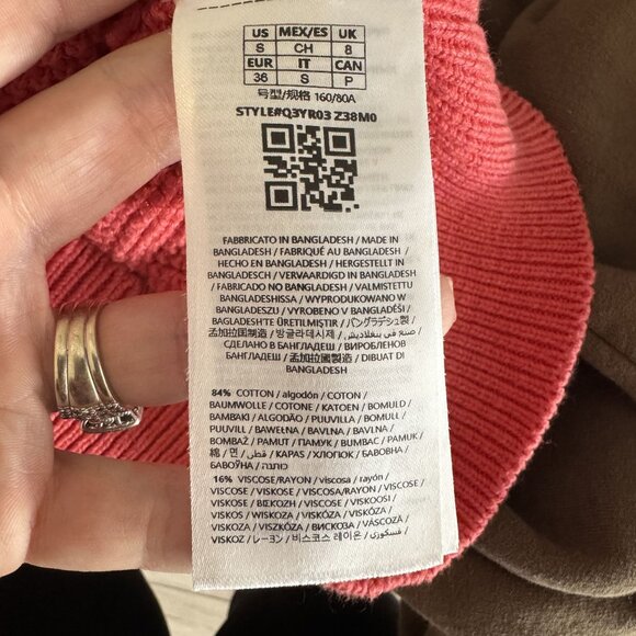 Guess Coral Pink Knit Sleeveless Cropped Top With Keyhole Detail Small Lightweig - Picture 7 of 8